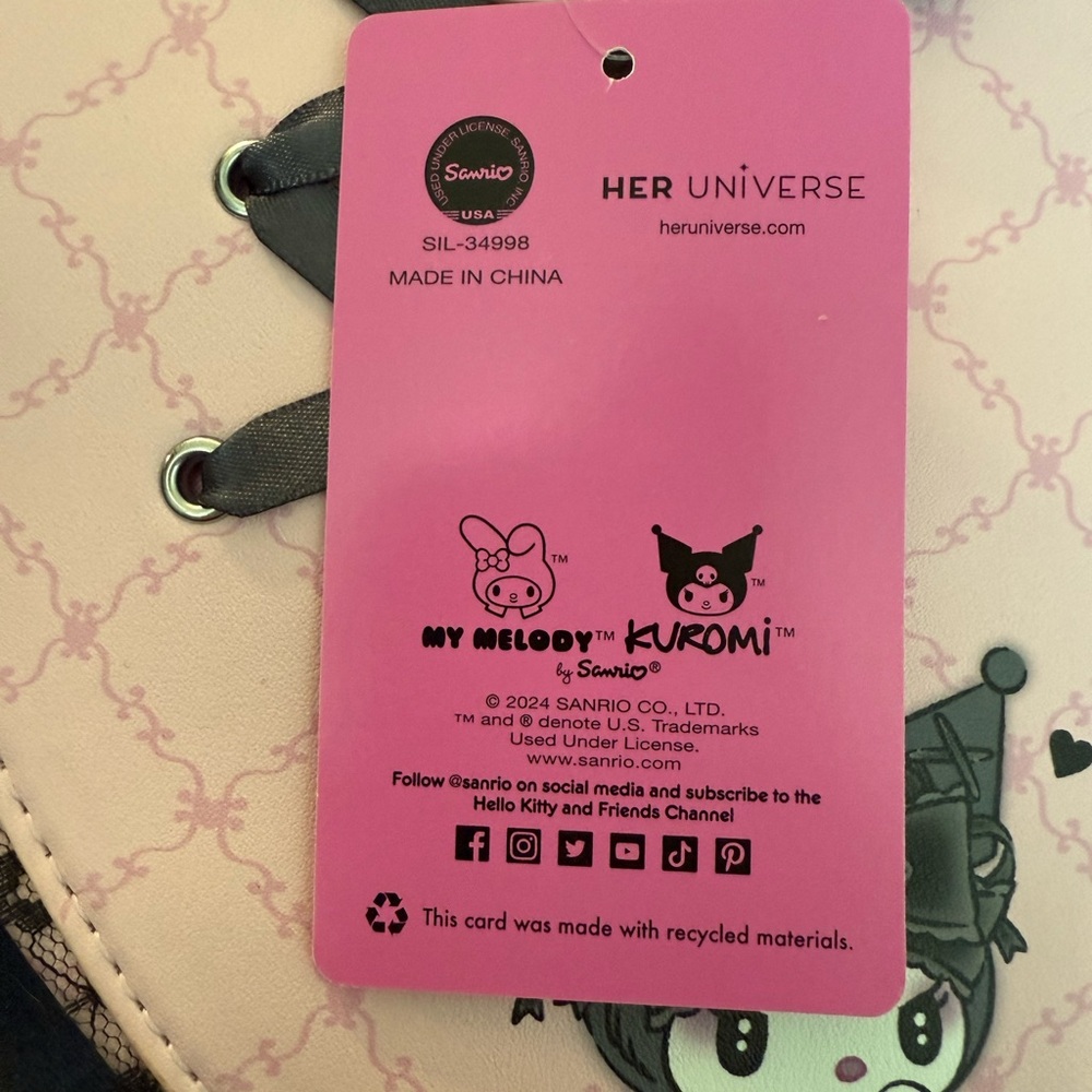 Sanrio Kuromi-My Melody Pink and Black Heart Bag with Corset Lacing - Picture 4 of 7